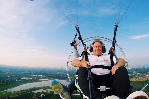 Pattaya Paramotor Adventure autorstwa TSA TajlandiiBrak pakietu wideo