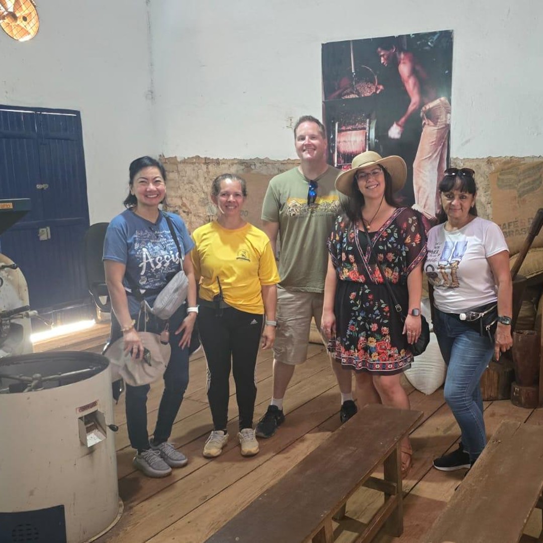 Colagem de mídia
