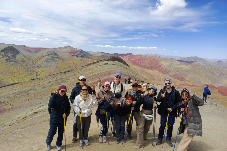 Cusco: Palcoyo rainbow mountain tour - drop-off at the airport Cusco: Palcoyo Mountain Colors Tour - Airport Drop-off