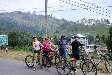 Ella, circuit à vélo dans la zone cyclable du Sri LankaElla, Sri Lanka - Circuit à vélo dans la zone cyclable