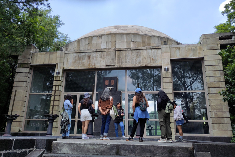 Mexico City: The City That Lost Its Lake — Boutique Sightseeing Tour Mexico and Water: A Private Group Sightseeing Tour of Art, History, and Science