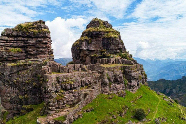 From Cusco | Waqrapukara, the horn-shaped Inca fortress