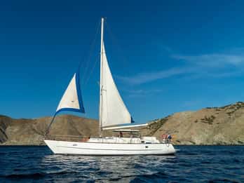 Santa Marta: Sailing Tour to Tayrona Park with Luis' Team