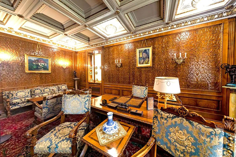 Bucharest Tour: Parliament, Ceausescu House & Village Museum