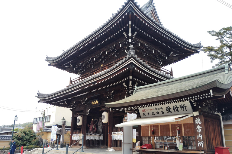 Near Osaka: Chant & Pray at Historic Nakayama-dera Temple