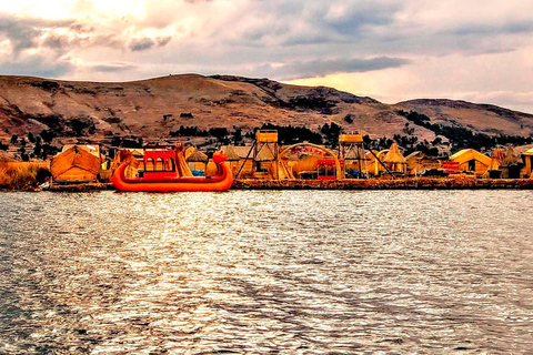 Puno : Journée d&#039;exploration des îles Uros et Taquile