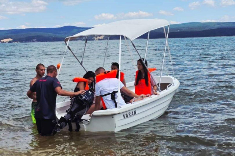 Sofia: Motorboat Ride with Beach Break and Sun Loungers