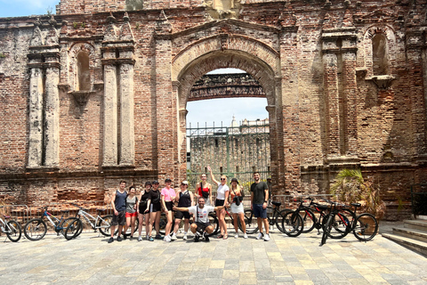 "Fietstour Casco Viejo en Panama Stad Ontdek de essentieFietstour in Panama Stad en de Oude Stad met lokale gids