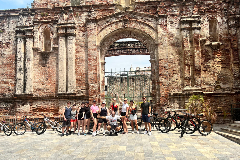 "Fietstour Casco Viejo en Panama Stad Ontdek de essentieFietstour in Panama Stad en de Oude Stad met lokale gids