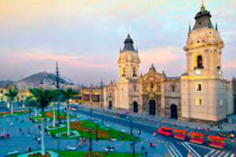 Lima: Rondreis Cusco-Puno-Arequipa 15D/14N privé | Luxe ☆☆☆☆