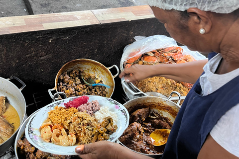 CARTAGENA: BIKE RIDE WITH LUNCH AT BOURDAIN'S FAVORITE SPOT