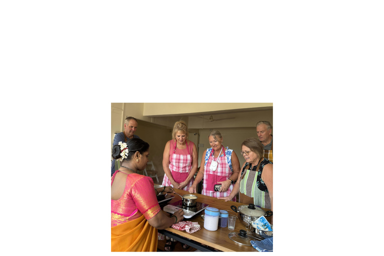 Mumbai: Maharashtrian Cooking Class & Cultural Delights