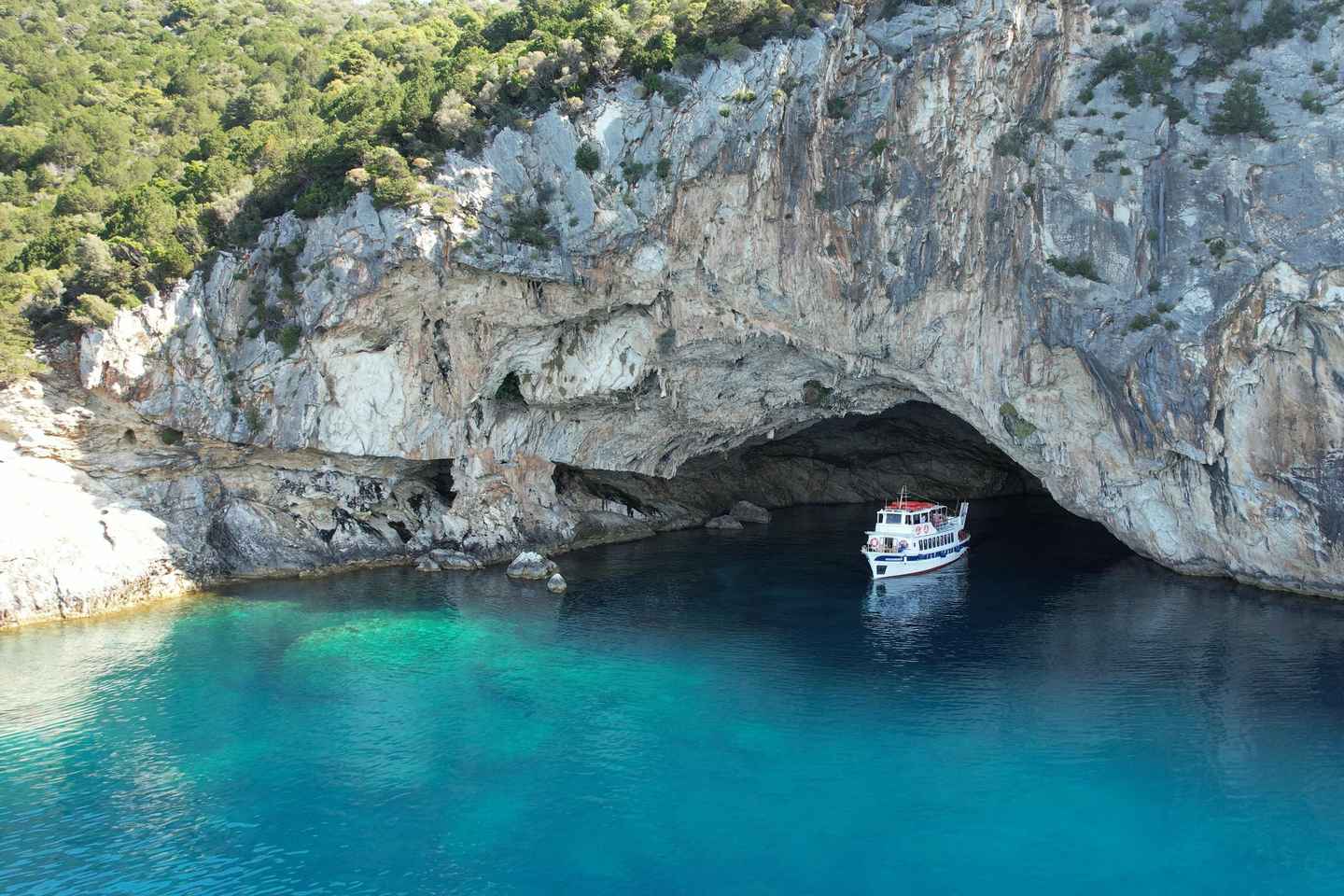 Croisière Îles et Barbecue Plage à Nydri
