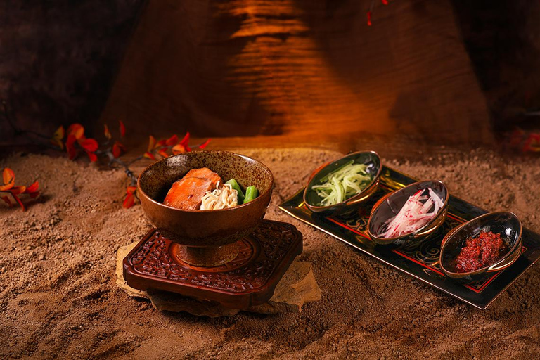 Shanghai: Xuyan · Xu Dunhuang Immersive Banquet with Show Xu Dunhuang Themed Lunch VIP Seat