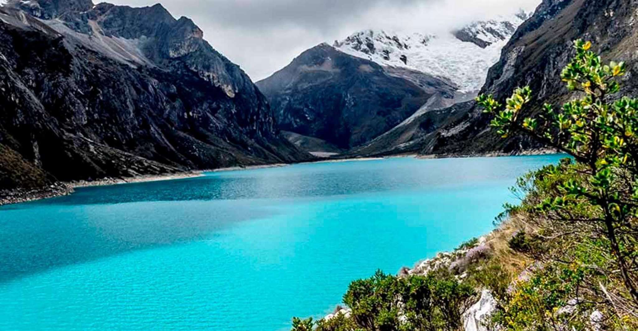 Ancash, Trekking to Paron Lagoon with entrance |Full day| - Housity