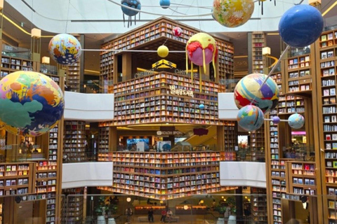 Private Suwon Tour from Seoul with 3 Attraction Options A - Private Suwon Hwaseong & Starfiled Tour from Seoul