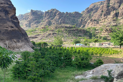 From Abha or Jazan: 3-Day AlReeth Adventure with Camping