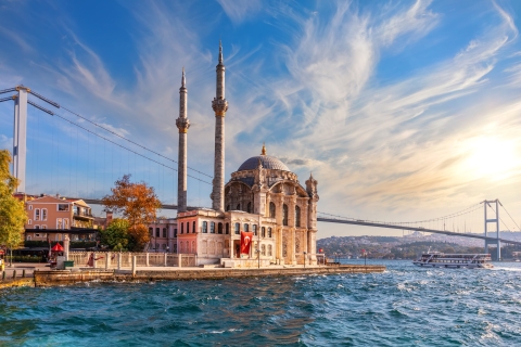 Istanbul : croisière au coucher du soleil sur le Bosphore et la Corne d'OrLe coucher du soleil