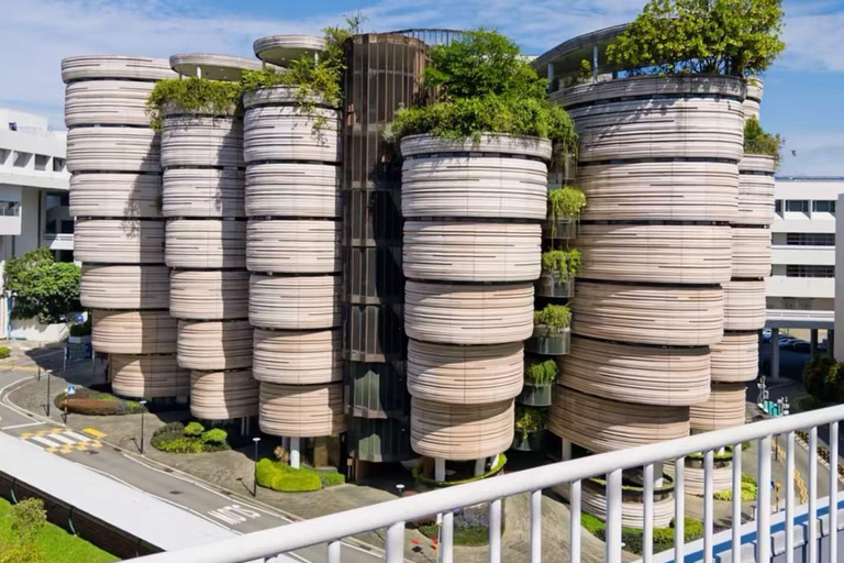 Singapore: Nanyang Technological University Student-Led Tour
