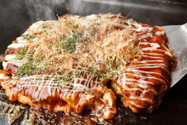 Osaka : Cours de cuisine et dégustation de saké avec visite du marché local