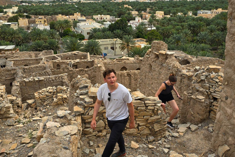 Shared Tour to Nizwa, Birkat Al Mouz & Green Mountain