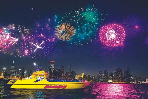 Chicago: Seadog Speedboat ilotulitusristeily Michigan-järvellä.