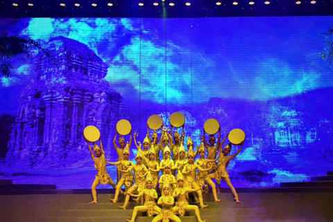 Zachód słońca w Da Nang: wioska Mat, pagoda Nam Sơn i Charming ShowZachód słońca w Da Nang: wioska Mat, pagoda Nam Sơn i uroczy show