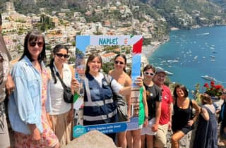 Ab Neapel: Amalfiküste-Tour nach Positano, Sorrent und Amalfi