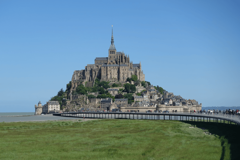 From Rennes : Guided tour of Mont Saint-Michel & Saint-Malo