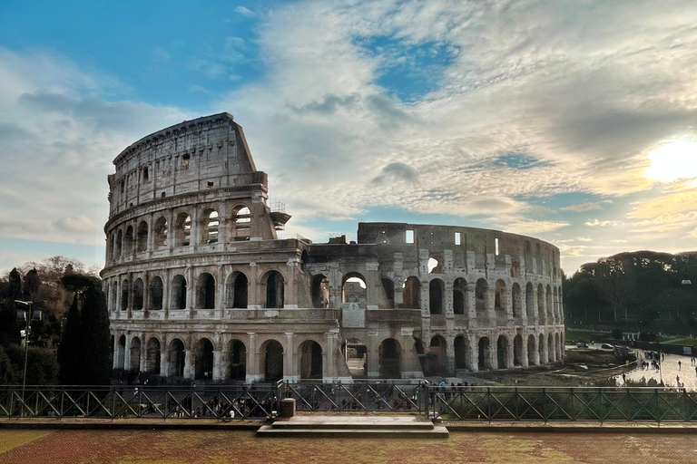Colosseum Underground and Arena tour 7 people guarantee