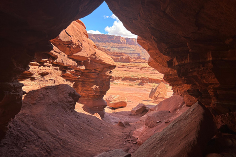 Moab: Private Scenic Jeep Tour with Guide