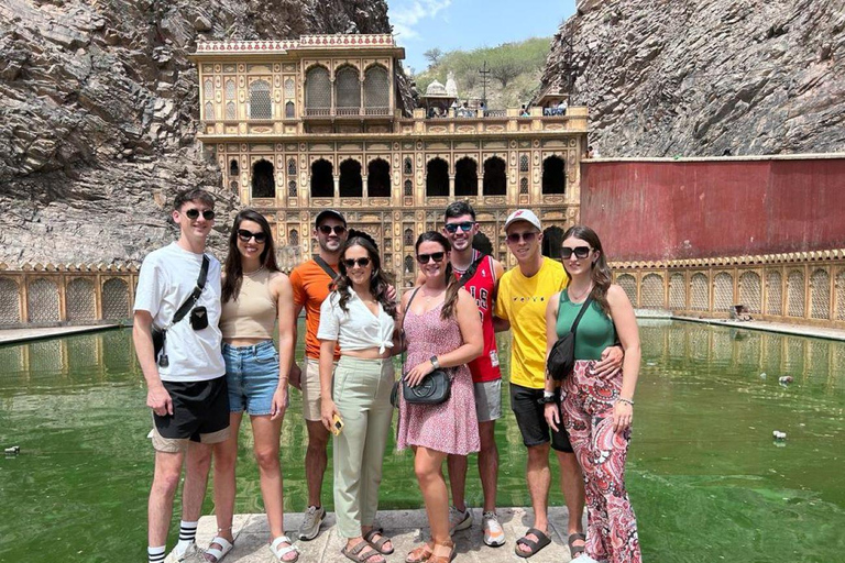 Jaipur Full day City guided TourTour with Lunch and Entry Fees