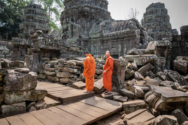 Bike the Angkor Temples Tour, Bayon, Ta Prohm with Lunch Standard Option