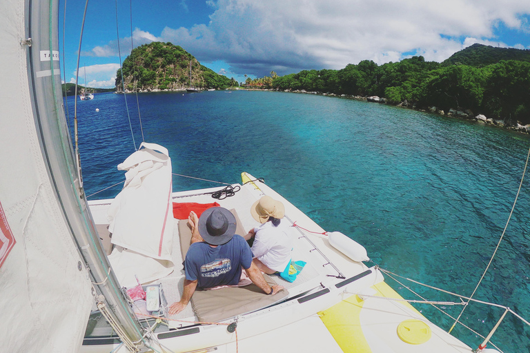 2h Sailing catamaran in La Baie des Saintes
