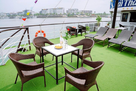 下龙湾豪华游轮一日旅行选项2：从河内老城区接客