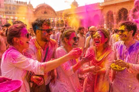 2026年ラージャスターン州の最高のホーリー祭のお祝い（実際の体験者
