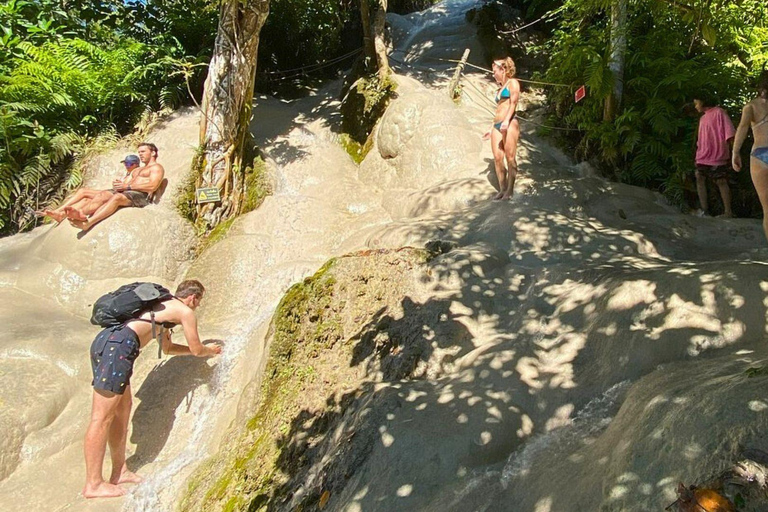 Enjoy Sticky Waterfall & Chet Si Fountain National Park Chiangmai: Sticky Waterfall & Chet Si Fountain National Park