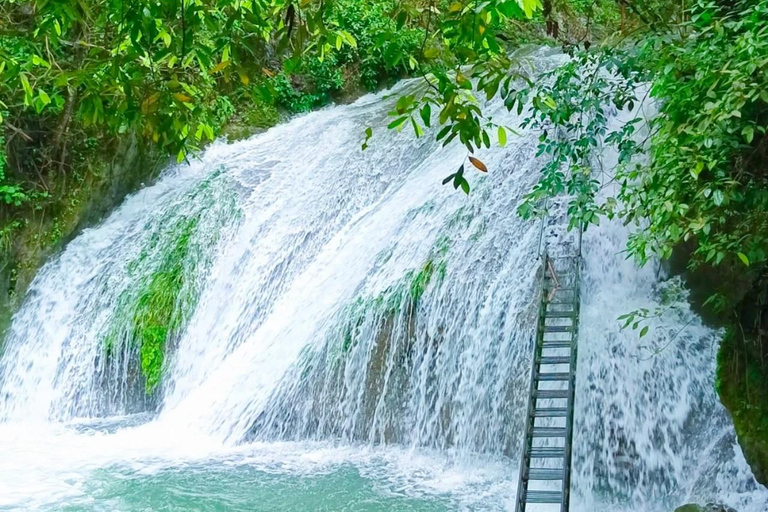 Guilin: Guihai Qinglan and Gudong Waterfall Private Day Trip Guilin: Guihai Qinglan and Gudong Waterfall with Tour Guide