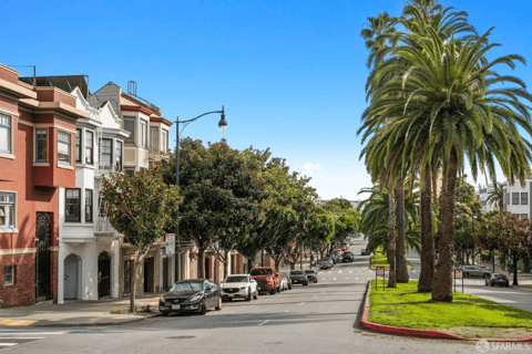 San Francisco: Mission District & Castro Walking Tour San Francisco:Mission District&Castro Walking Tour in French