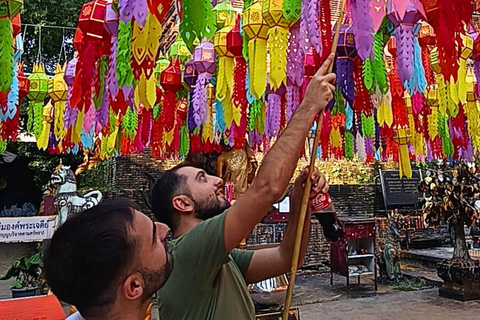 Chiang Mai: Temples & Old City Hidden Gems with local guide Private Tour (with transfer)