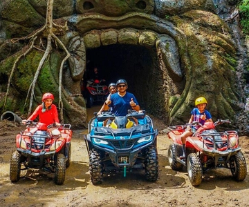 Ubud Bali ATV Alasan Avontuur Gorila Grot & Cretya Zwembadbar