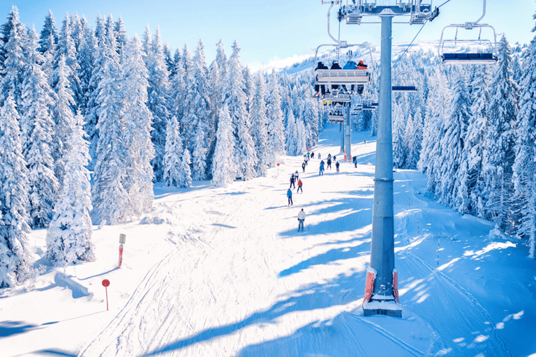 Serbia：Private Transfer from Belgrade to Kopaonik Car ( 1-3 adult )