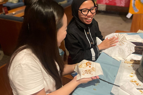 Jakarta: City Tour and Batik Workshop with Lunch