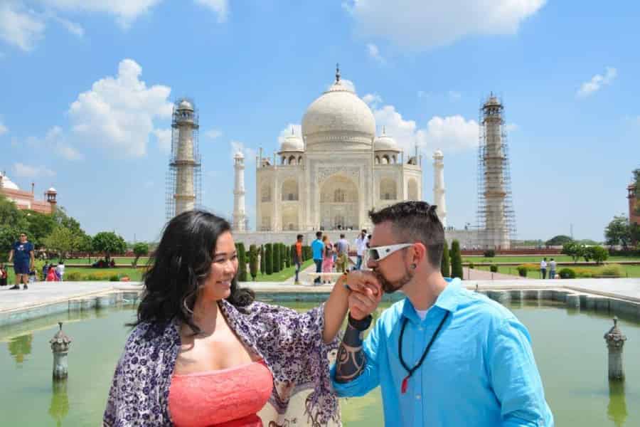 VIP-Tickets für das Taj Mahal mit Guide und privatem Fotografen. Foto: GetYourGuide VIP-Tickets für das Taj Mahal mit Guide und privatem Fotografen. Foto: GetYourGuide