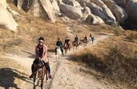 Horse Riding Tour - Housity