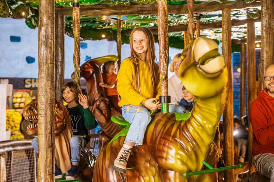 Warschau: Eintrittskarte für den Vergnügungspark Majaland. Foto: GetYourGuide Warschau: Eintrittskarte für den Vergnügungspark Majaland. Foto: GetYourGuide