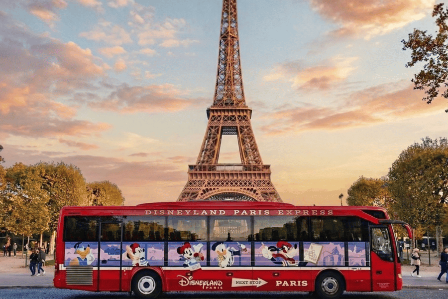 Hin- und Rückfahrt von Paris nach Disneyland® Paris. Foto: GetYourGuide Hin- und Rückfahrt von Paris nach Disneyland® Paris. Foto: GetYourGuide