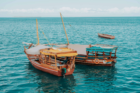 Mombasa: Mangrove Kayaking & Swahili Village Tour