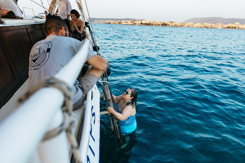 Chania: Sunset Boat Cruise with Guide