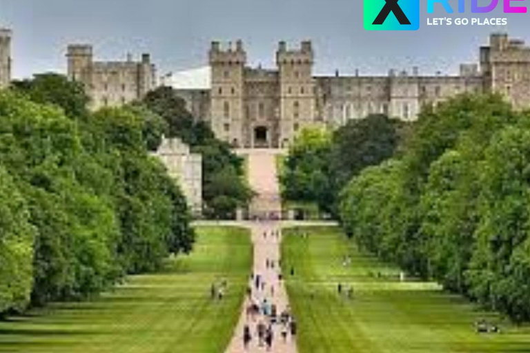 Private roundtrip transport Ascot, Slough, Windsor to London